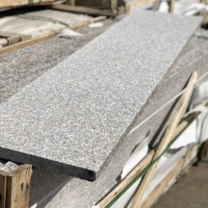 Гранитная плитка для мощения (Paving granite tile) G664 1500x350x30мм F