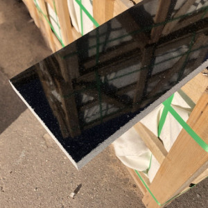Гранитная плитка для мощения (Paving granite tile) Absolute Black 1500x150x20мм P